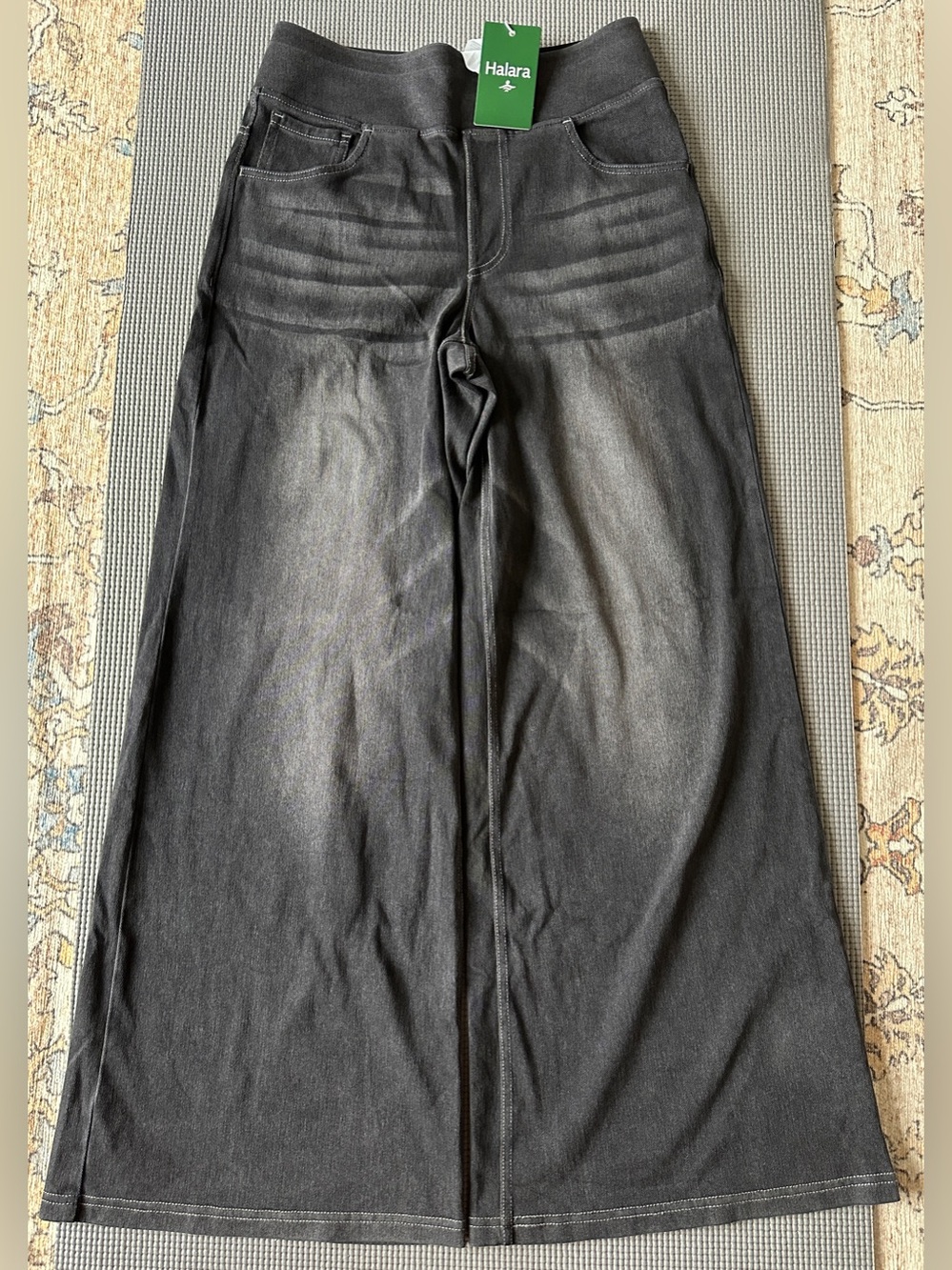 Halara Women's Black Wide-Leg Skirt-Style Jeans